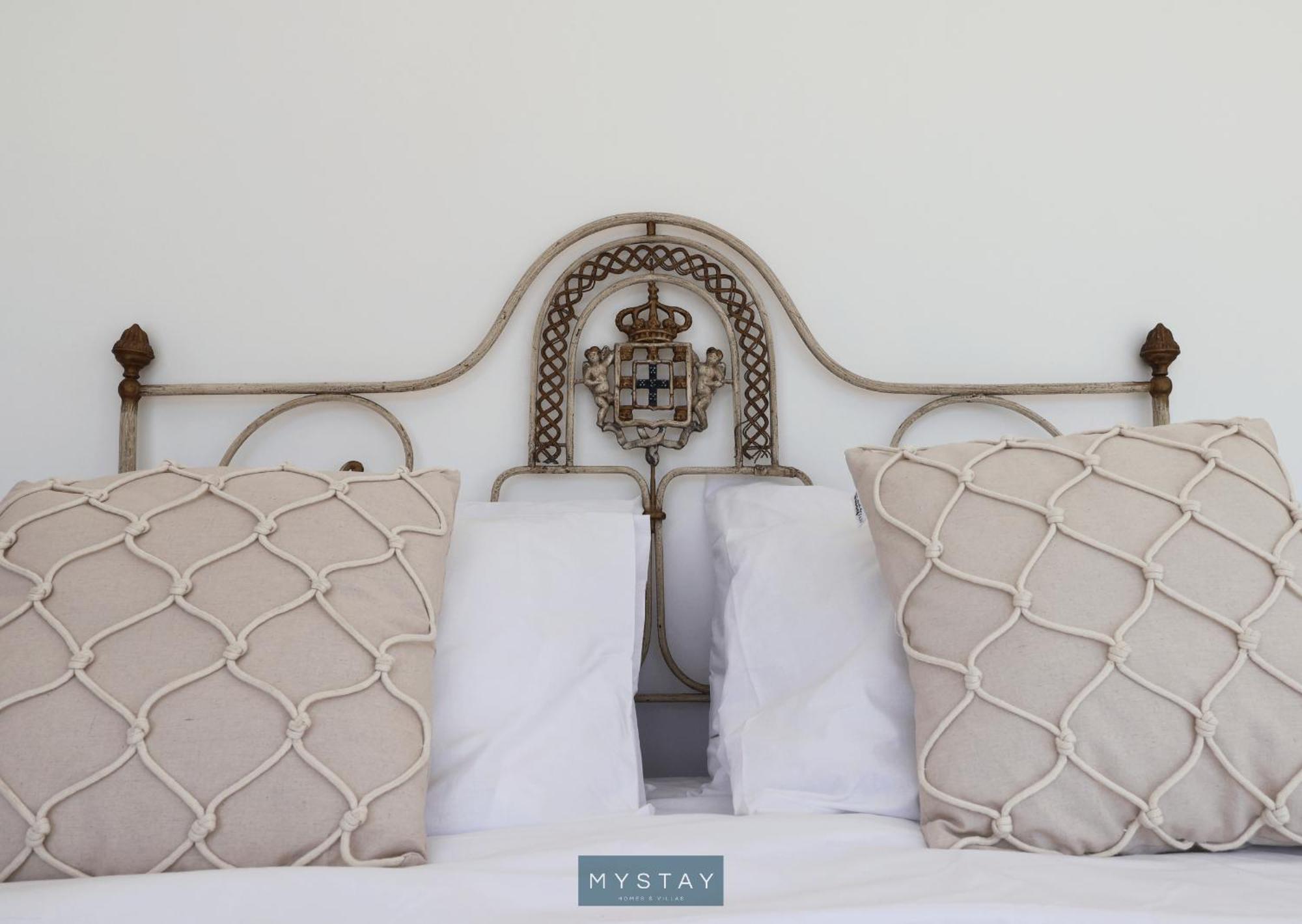 Mystay - Casa Matriz Sec XVI Пеньяфьель Экстерьер фото